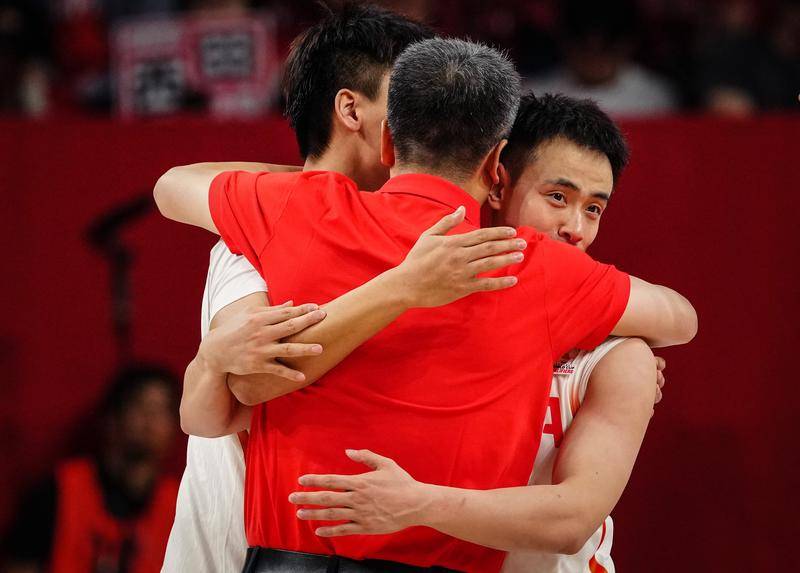 复仇日本！男篮稳住小组第三 周日战中国台北至关重要:车载保险箱多少钱